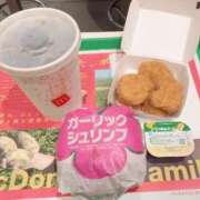 ヒメ日記 2025/08/06 20:00 投稿 りんご アリスカフェ