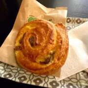 ヒメ日記 2025/10/18 19:00 投稿 りんご アリスカフェ