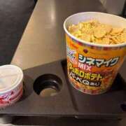 ヒメ日記 2025/11/01 21:01 投稿 りんご アリスカフェ