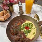 ヒメ日記 2025/11/05 19:01 投稿 りんご アリスカフェ