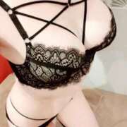 ヒメ日記 2025/12/15 09:00 投稿 りんご アリスカフェ