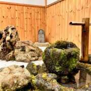 ひとみ 出勤 角海老石亭