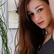 ヒメ日記 2025/12/05 06:57 投稿 カエラ 国際援助倶楽部