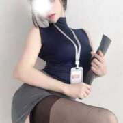 芹澤　きこ 🦋おやすみの朝♡今週のご案内🦋 AZITO V.I.P