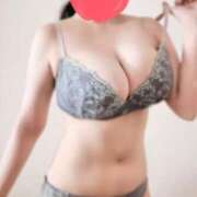 ヒメ日記 2025/03/23 10:49 投稿 えま 白い巨乳