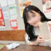 ヒメ日記 2025/11/01 18:25 投稿 紗理奈 Lip Trip