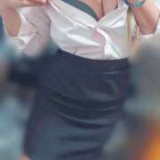 ヒメ日記 2025/11/04 04:19 投稿 ミ　イ びしょぬれ潮吹秘書