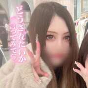 青木あお 【眠れない夜🌙ぎゅってしてほしいな(ˆ꜆_  ̫ _ )_  ̫ _՞꜀)💭💘】 全裸美女からのカゲキな誘惑