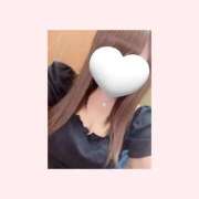 じゅり 出勤です🕺🌼 白いぽっちゃりさん五反田店