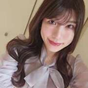 白石ななみ 出勤♡ 東京シーメール倶楽部　新宿店