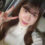 白石ななみ 出勤♡ 東京シーメール倶楽部　新宿店