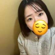 ゆり 今日は白色です♡ めっちゃスイスク梅田店