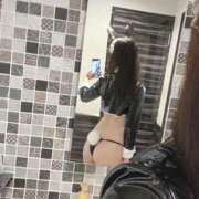 ヒメ日記 2025/10/04 00:35 投稿 もも すぐ舐めたくて学園立川校〜舐めたくてグループ〜