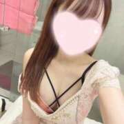 えみ【貴方様に染められる未経験】 出勤しました🤍 LIPS(リップス)