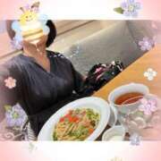 はる はるです😊暖かいですね💕 完熟ばなな新宿