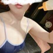 ヒメ日記 2025/02/19 18:00 投稿 まほ プールサイド