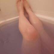 ヒメ日記 2025/12/29 01:13 投稿 かえで プールサイド