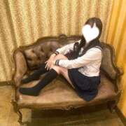 ヒメ日記 2025/10/10 17:16 投稿 来栖　ここあ 妄想する女学生たち 梅田校