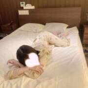 ヒメ日記 2026/04/03 09:36 投稿 来栖　ここあ 妄想する女学生たち 梅田校