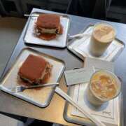 ヒメ日記 2025/07/13 23:47 投稿 くるみ 全裸のいいなり美女OR満員ちかん電車