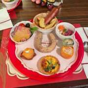 ヒメ日記 2025/10/11 19:27 投稿 くるみ 全裸のいいなり美女OR満員ちかん電車