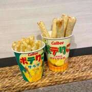 ヒメ日記 2025/12/04 00:07 投稿 くるみ 全裸のいいなり美女OR満員ちかん電車