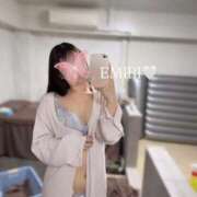 エミリ 人肌求🥹❄️ リッチドールなんば店