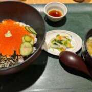 ヒメ日記 2025/01/05 05:12 投稿 水島るな 全裸美女からのカゲキな誘惑