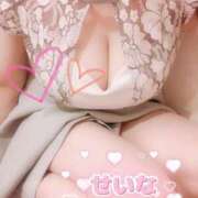 せいな 今日はポカポカ陽気で暖かい🌸 もしも素敵な妻が指輪をはずしたら・・・