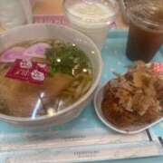 ヒメ日記 2026/04/25 02:34 投稿 ひな 恋のうた