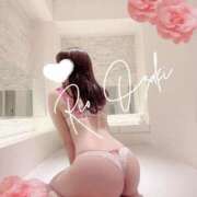 尾崎　理央 出勤です🎵 アムアージュ