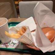 ヒメ日記 2025/12/16 10:20 投稿 りょう 豊満熟女