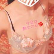 三宅 今日は「熟女の日」🌹 熟女の部屋