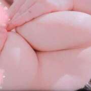 みこ 暑くて溶けそう…🍨🥵 モアグループ丸妻厚木店