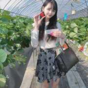 ゆゆな☆超感動の可愛さで現役学生 🎀みるくたっぷり🎀 PREMIUM萌え可愛いチョコレート～全てのステージで感動の体験を～