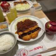 みこ 名古屋めし🐷🎀 エデン