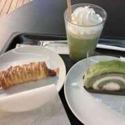 ヒメ日記 2025/03/21 21:10 投稿 まなか もしも素敵な妻が指輪をはずしたら・・・