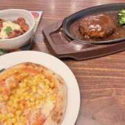 ヒメ日記 2025/06/09 18:10 投稿 まなか もしも素敵な妻が指輪をはずしたら・・・