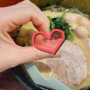 ヒメ日記 2025/04/09 01:20 投稿 てんり プールサイド