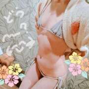 ヒメ日記 2026/04/29 22:08 投稿 てんり プールサイド