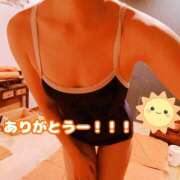ヒメ日記 2026/08/17 11:36 投稿 てんり プールサイド