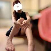 しおり しゅっきん❣️ 多恋人 新宿店