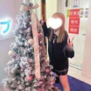 ヒメ日記 2024/12/11 18:38 投稿 える 学校帰りの妹に手コキしてもらった件 谷九