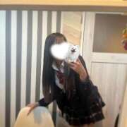 ヒメ日記 2025/01/29 18:46 投稿 える 学校帰りの妹に手コキしてもらった件 谷九