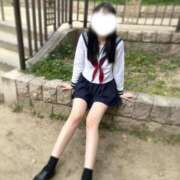 ヒメ日記 2025/04/23 11:19 投稿 える 学校帰りの妹に手コキしてもらった件 谷九