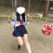 ヒメ日記 2025/04/25 08:11 投稿 える 学校帰りの妹に手コキしてもらった件 谷九