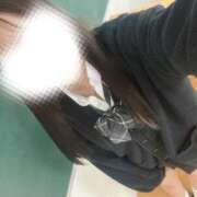 ヒメ日記 2025/05/17 15:47 投稿 える 学校帰りの妹に手コキしてもらった件 谷九