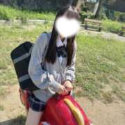 ヒメ日記 2025/10/04 08:11 投稿 える 学校帰りの妹に手コキしてもらった件 谷九