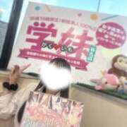 ヒメ日記 2025/11/10 22:28 投稿 える 学校帰りの妹に手コキしてもらった件 谷九