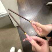 ヒメ日記 2025/11/11 18:13 投稿 える 学校帰りの妹に手コキしてもらった件 谷九